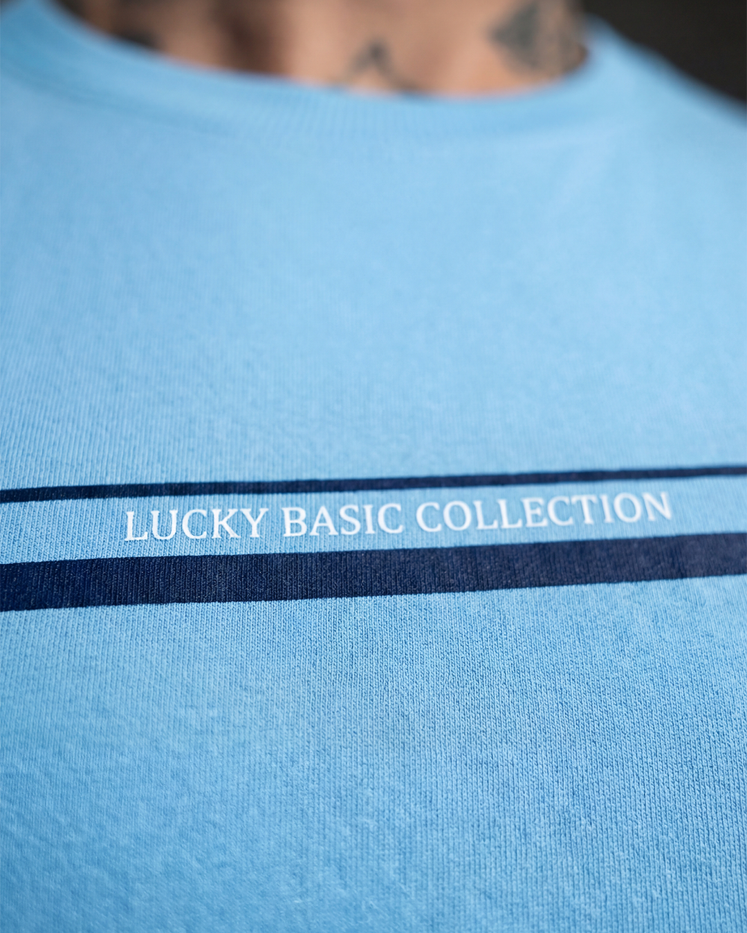 T-SHIRT REGULAR LUCKY BASIC COLLECTION AZUL
