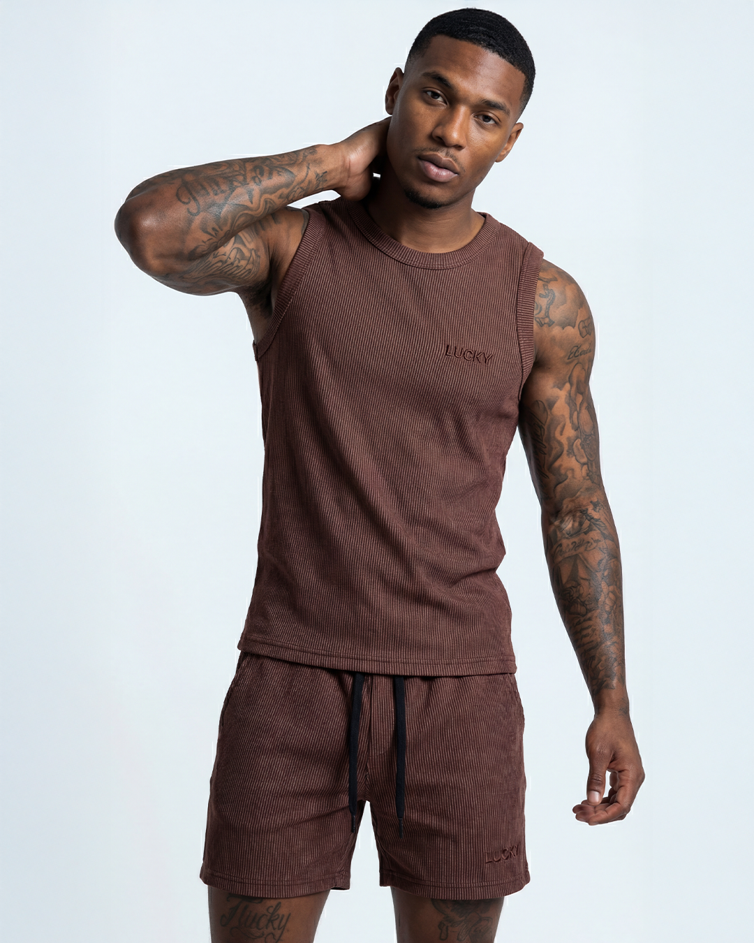 CONJUNTO REGATA E BERMUDA TEXTURIZADA MARROM