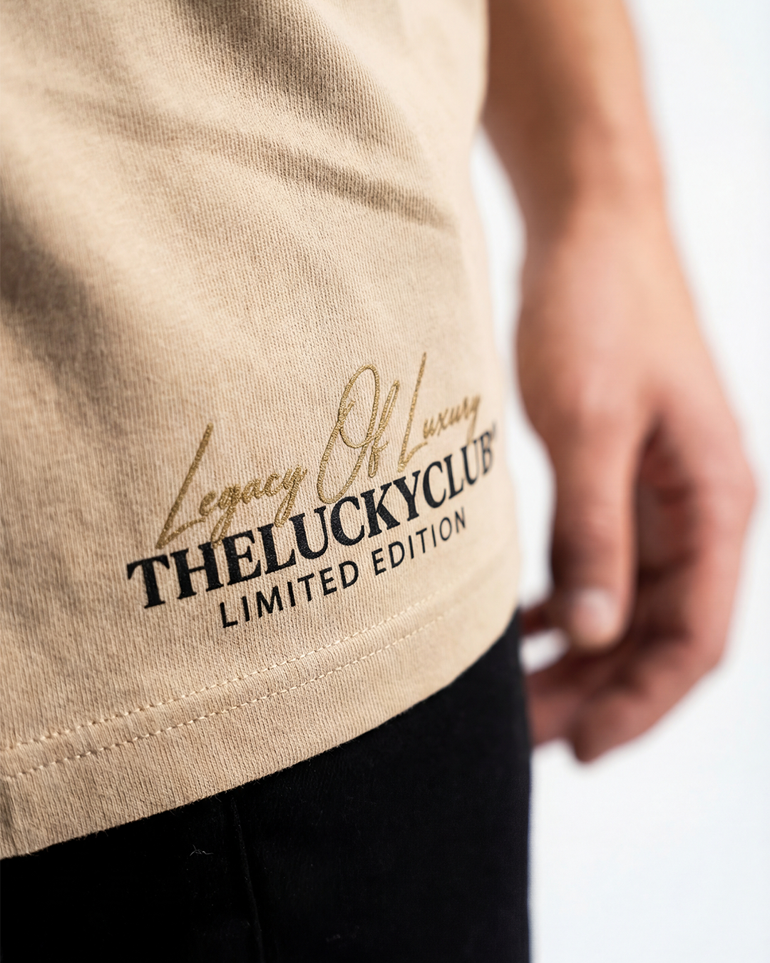 T-SHIRT REGULAR LEGACY OF LUXURY BEGE