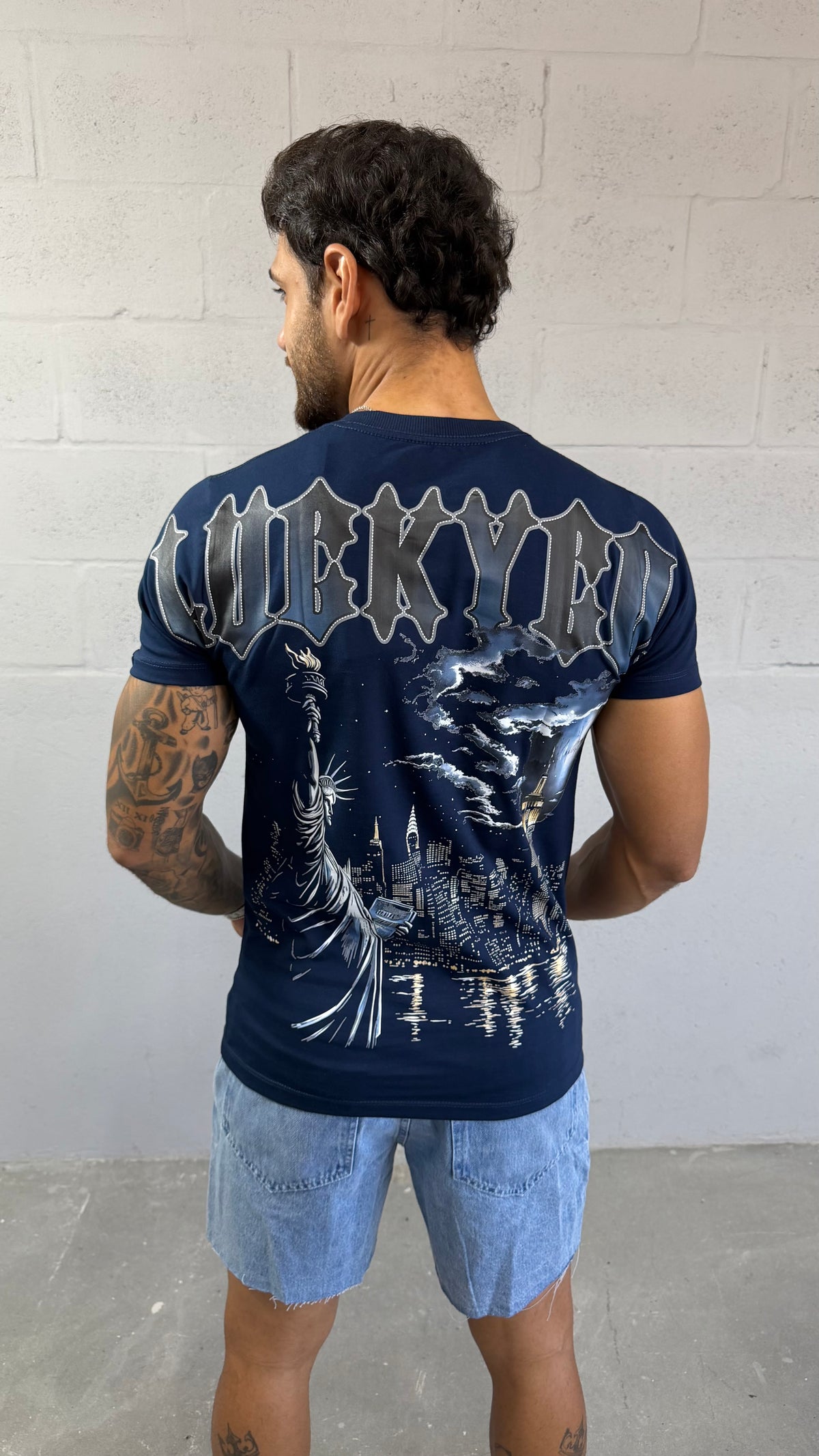 T-shirt Regular R$48,00