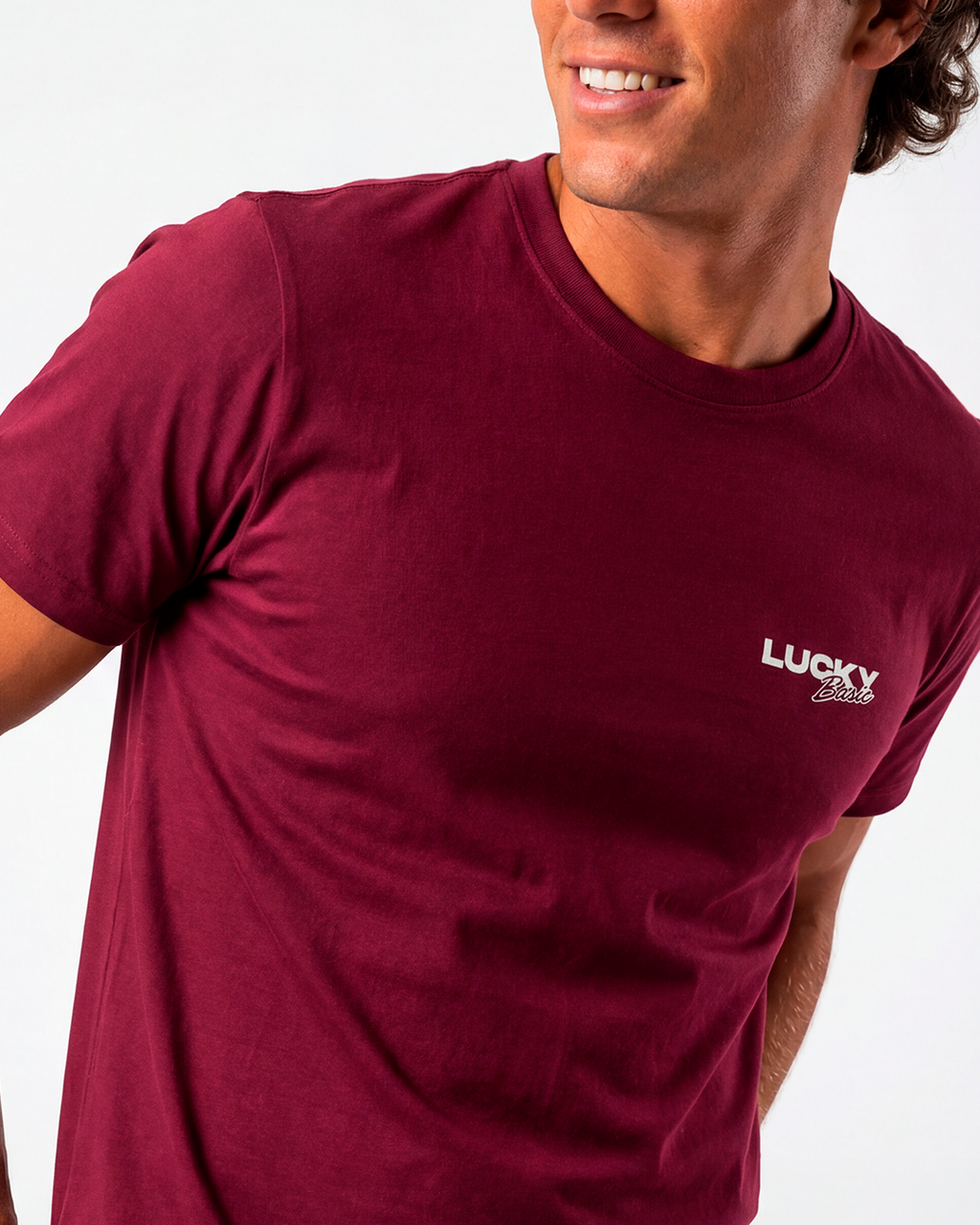 T-SHIRT REGULAR LUCKY NAME BIG BASIC VINHO