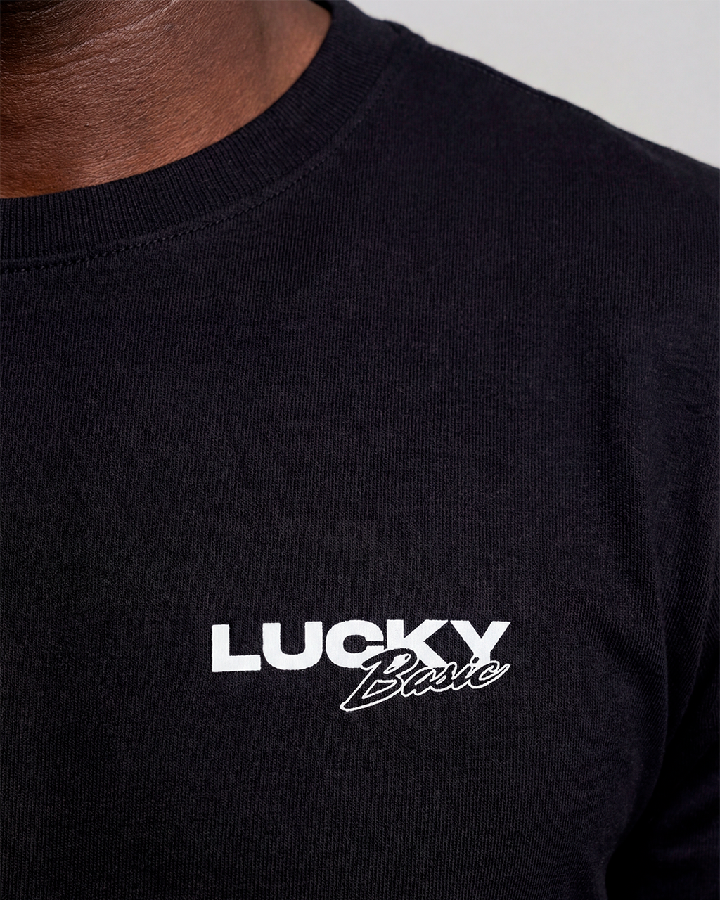 T-SHIRT REGULAR LUCKY NAME BIG BASIC PRETO