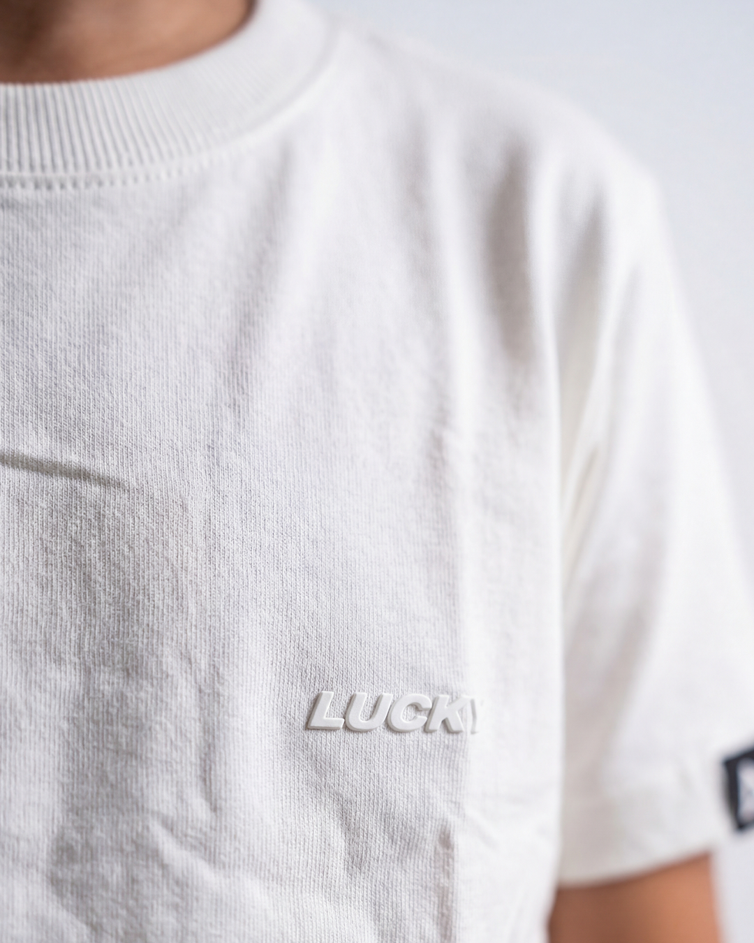 T-SHIRT LUCKY BASIC NAME OFF
