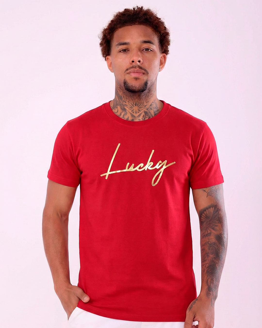 T-SHIRT REGULAR NAME FOIL DOURADO