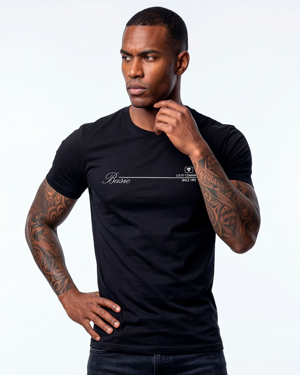 T-SHIRT REGULAR LUCKY CO. BASIC PRETO
