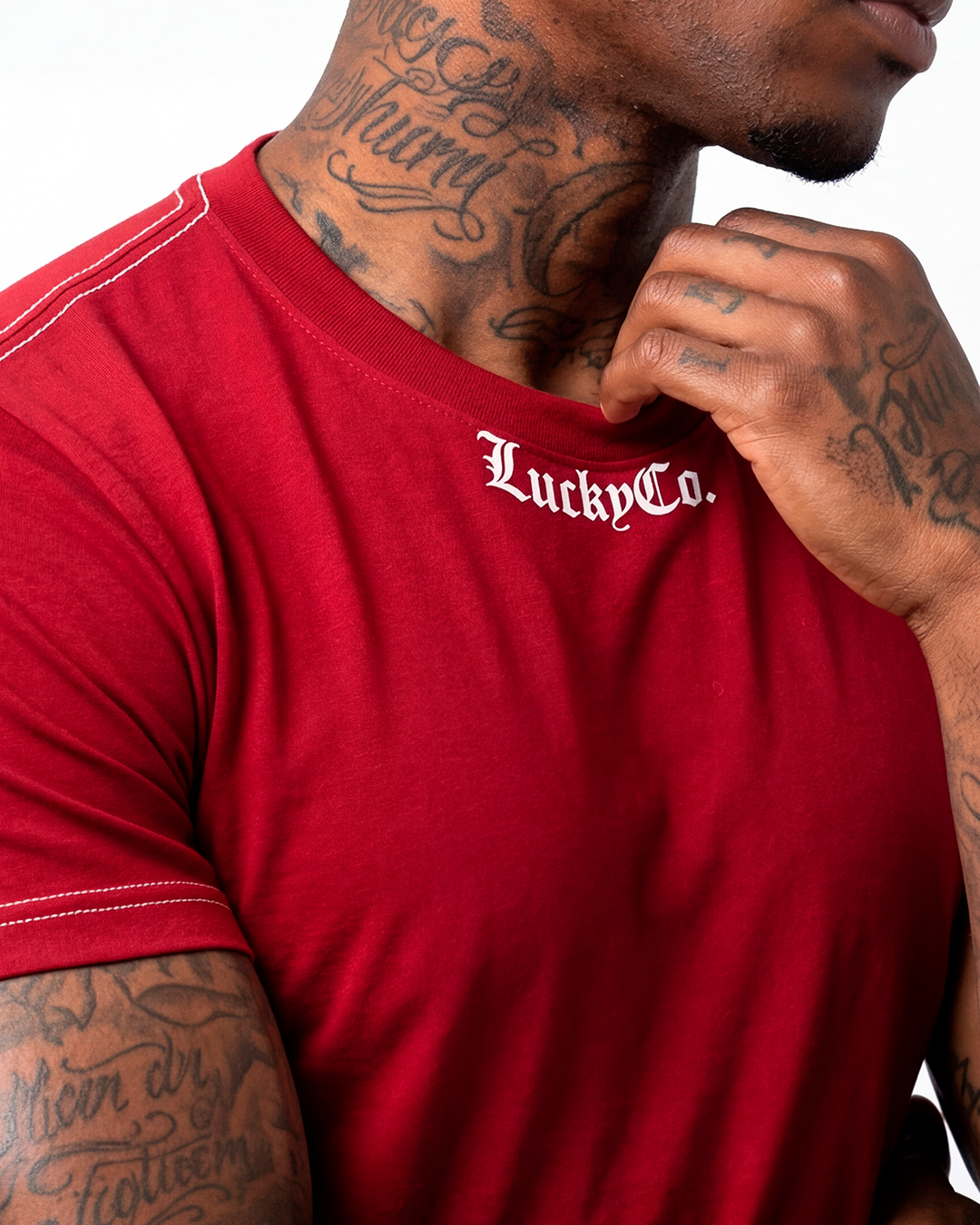 T-SHIRT REGULAR LUCKY CO. BIG LETTRING VERMELHO