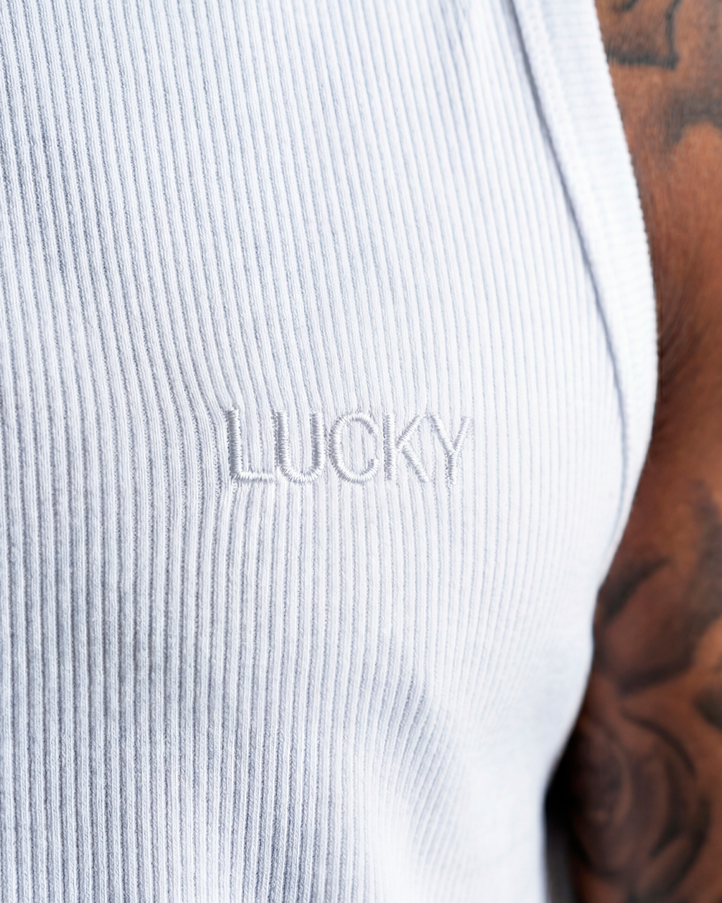 CONJUNTO REGATA E BERMUDA TEXTURIZADA BRANCO