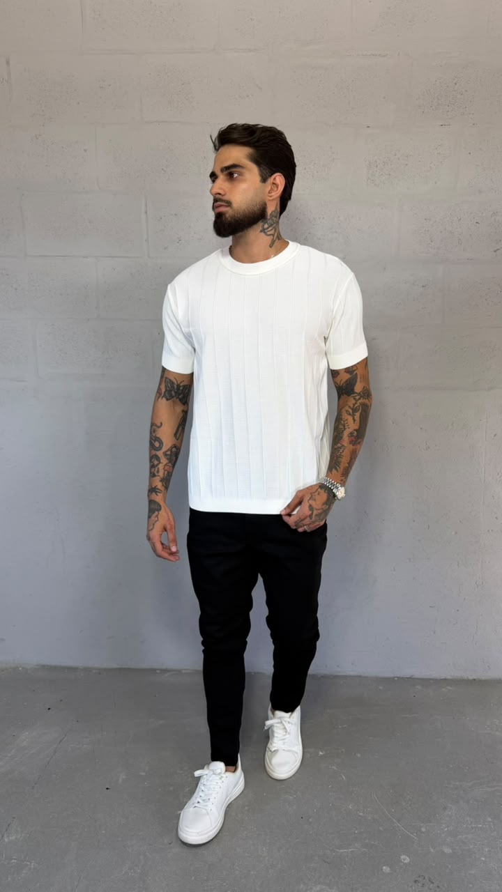 T-SHIRT TEXTURIZADA LUCKY - 02