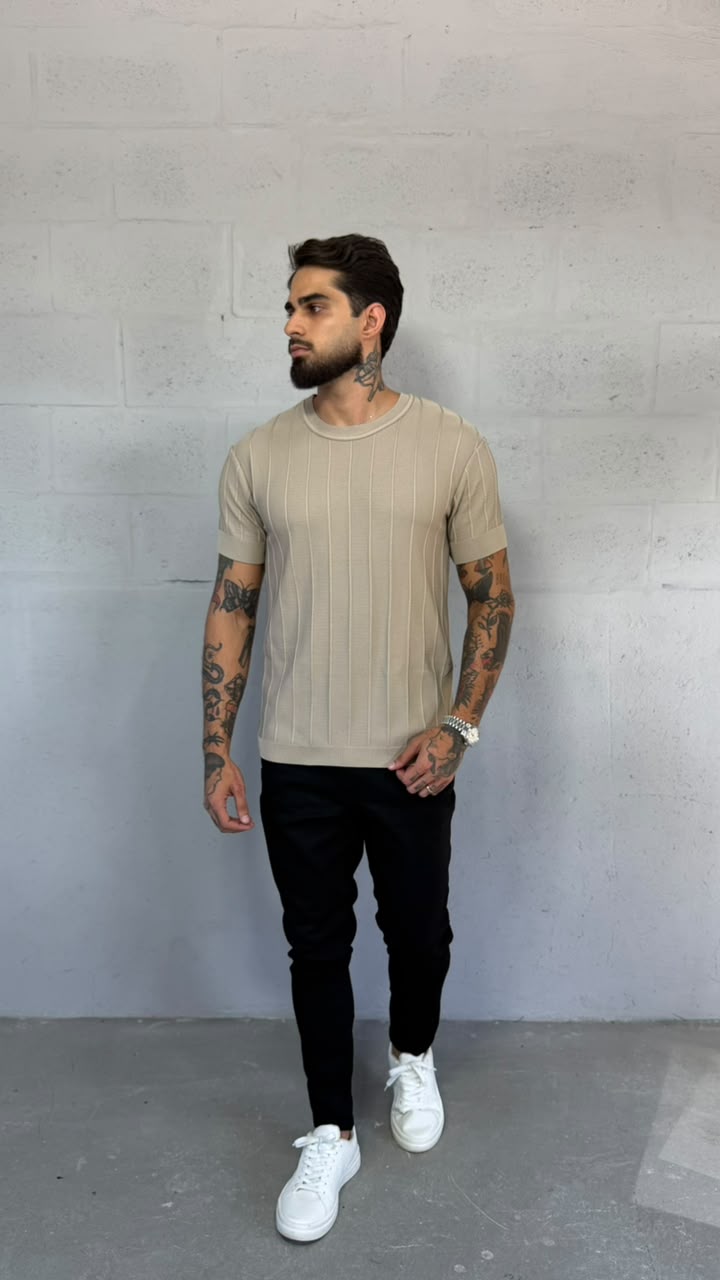 T-SHIRT TEXTURIZADA LUCKY - 01