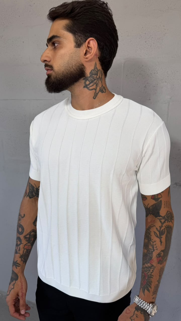 T-SHIRT TEXTURIZADA LUCKY - 02