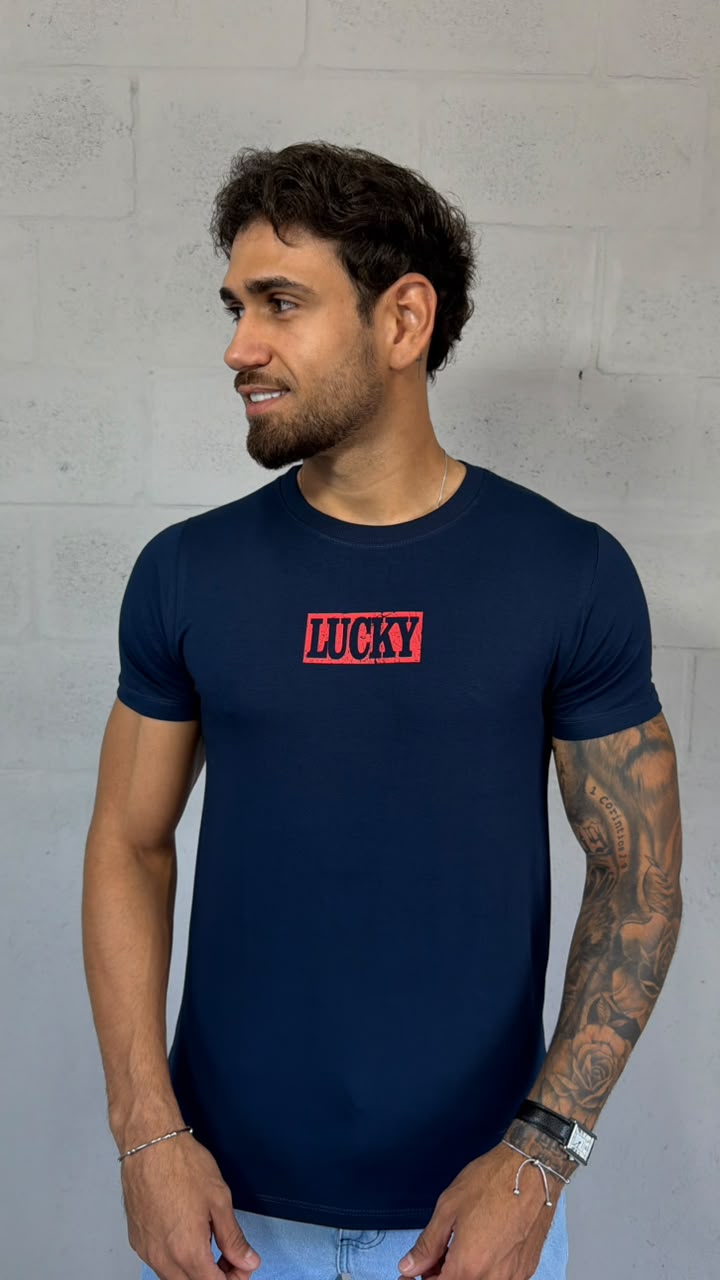 T-SHIRT REGULAR - R$48 - 10