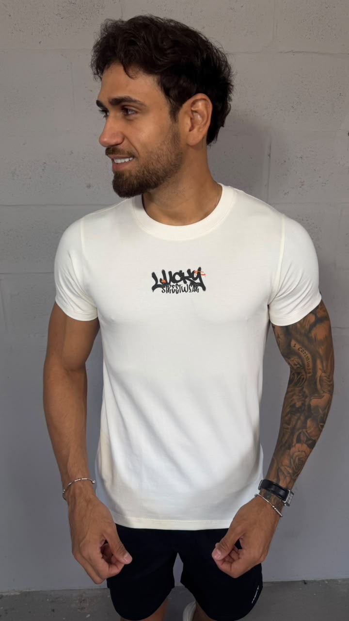 T-SHIRT REGULAR - R$48 - 05