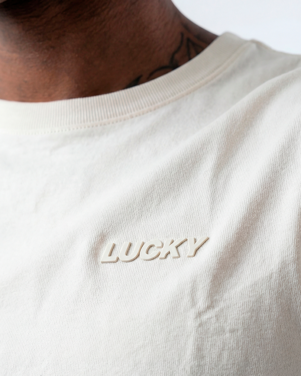 T-SHIRT REGULAR LUCKY NAME BASIC OFF