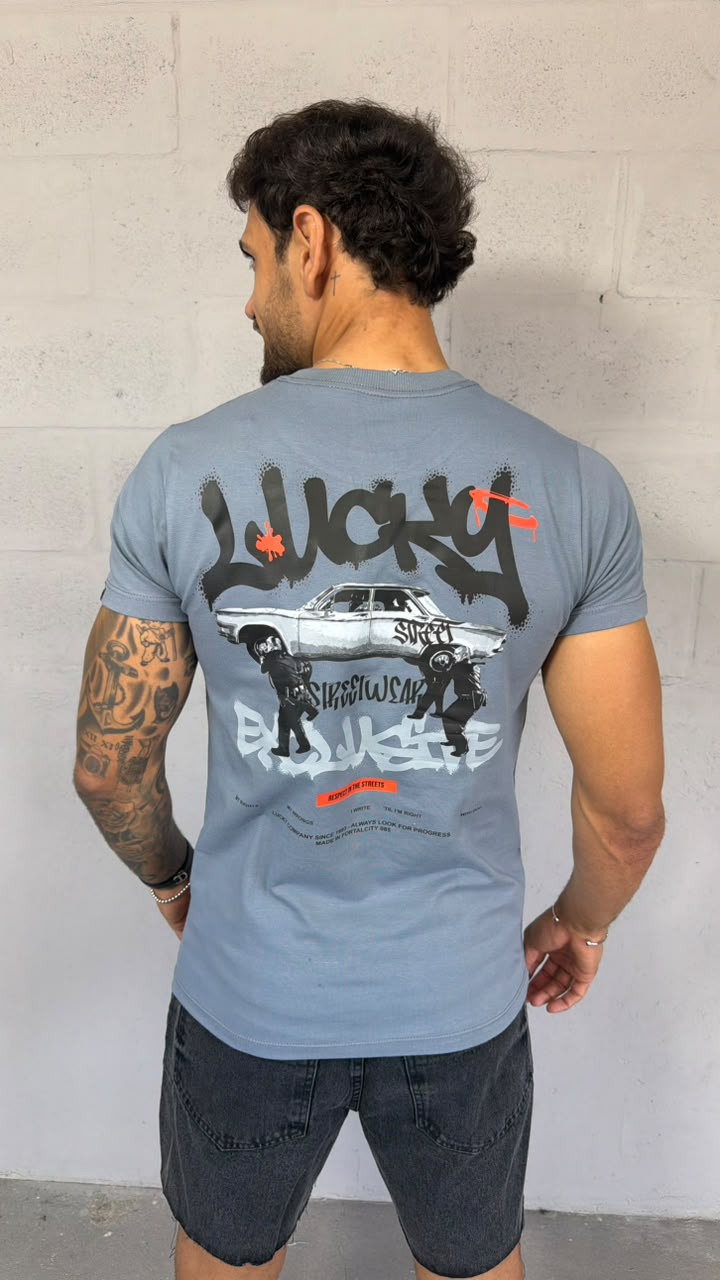 T-SHIRT REGULAR - R$48 - 11