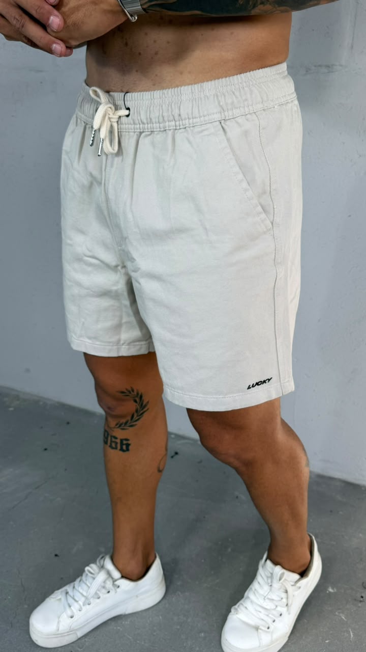 SHORT BRIM R$50,00