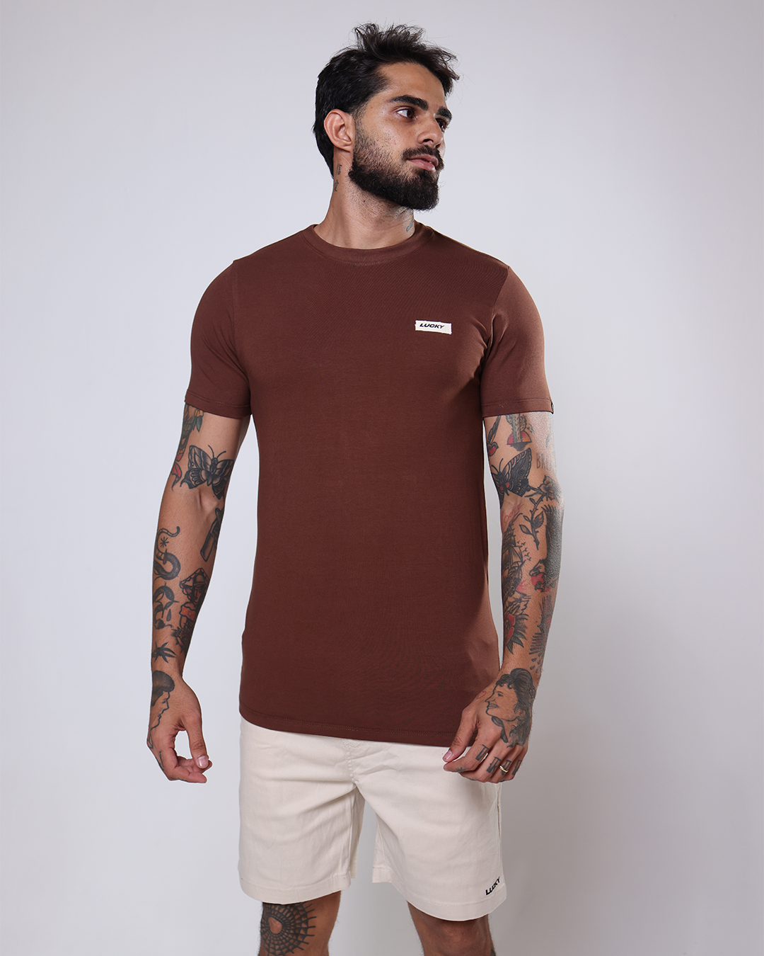 T-SHIRT REGULAR TEXTURIZADA - 1100148 - MARROM