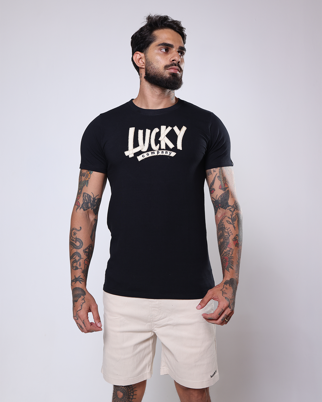 T-SHIRT REGULAR TAPE BORDADO - 1100166 - PRETO