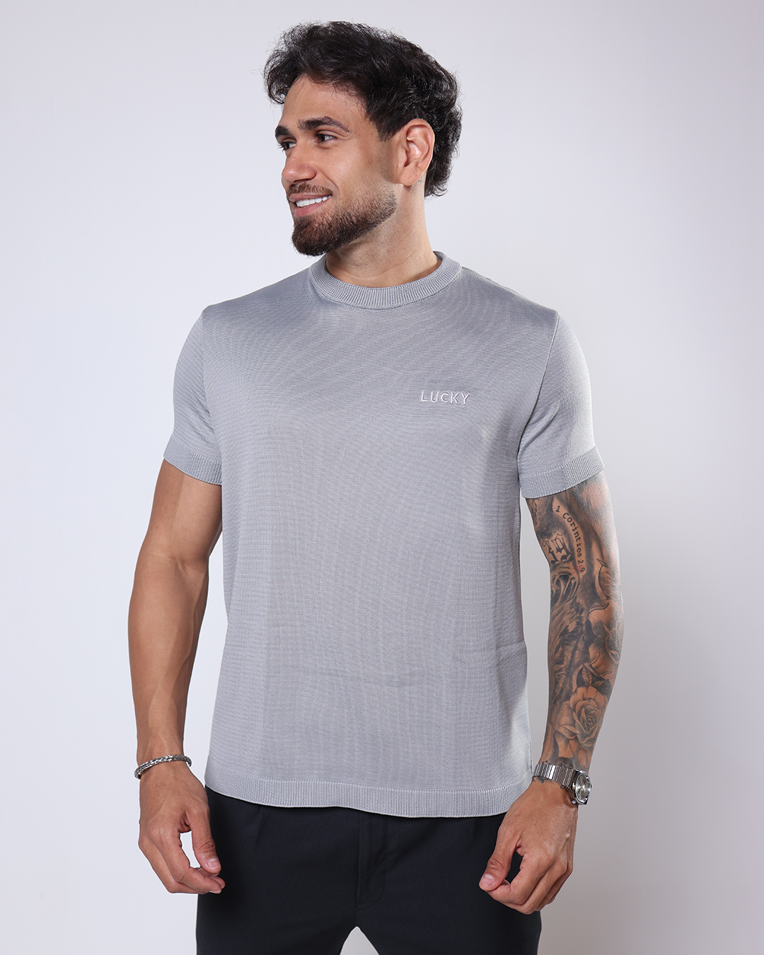 T-SHIRT PREMIUM TEXTURIZADA - 1100030 - CINZA CLARO