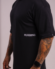 T-SHIRT OVERSIZED LUCKY RUNNING BLACK