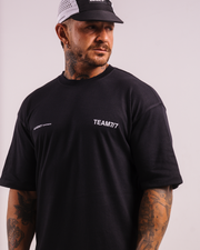 T-SHIRT OVERSIZED LUCKY TEAM7/7 BLACK
