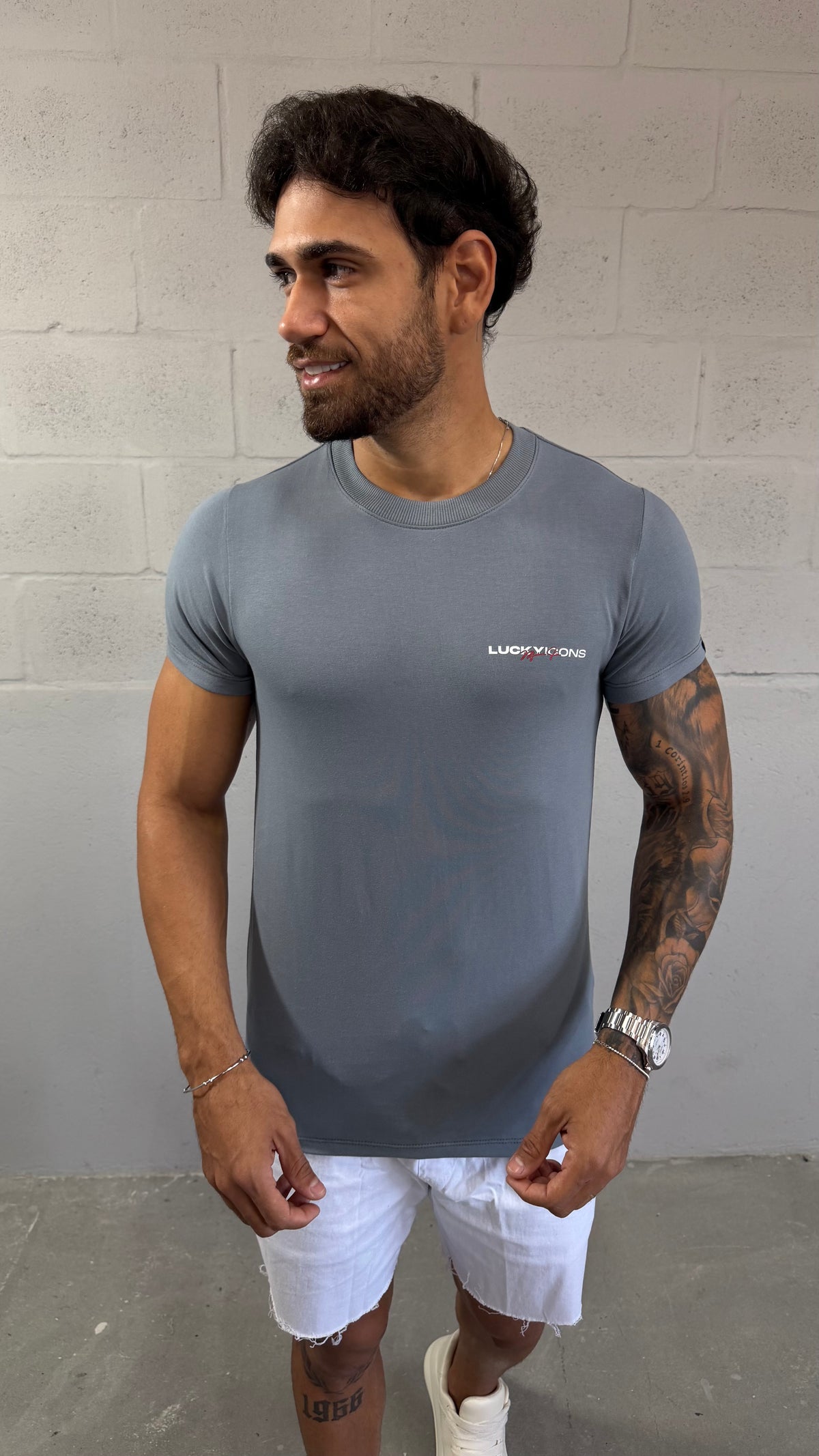 T-shirt Regular R$48,00
