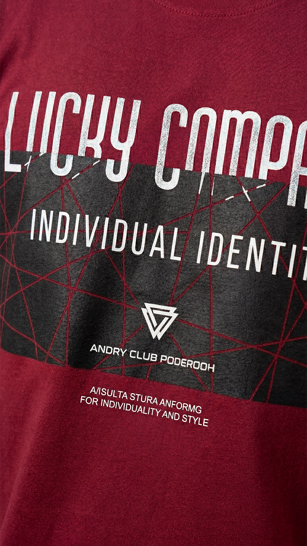 T-SHIRT REGULAR LUCKY INDIVIDUAL - GDC VINHO