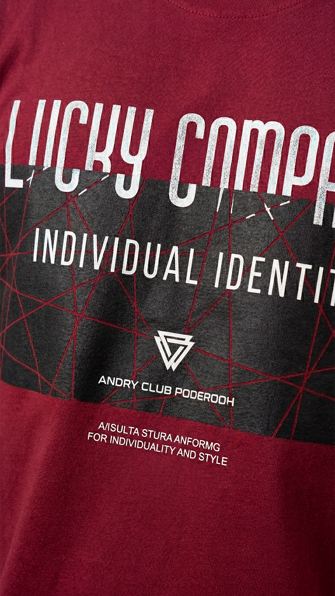 T-SHIRT REGULAR LUCKY INDIVIDUAL - GDC VINHO