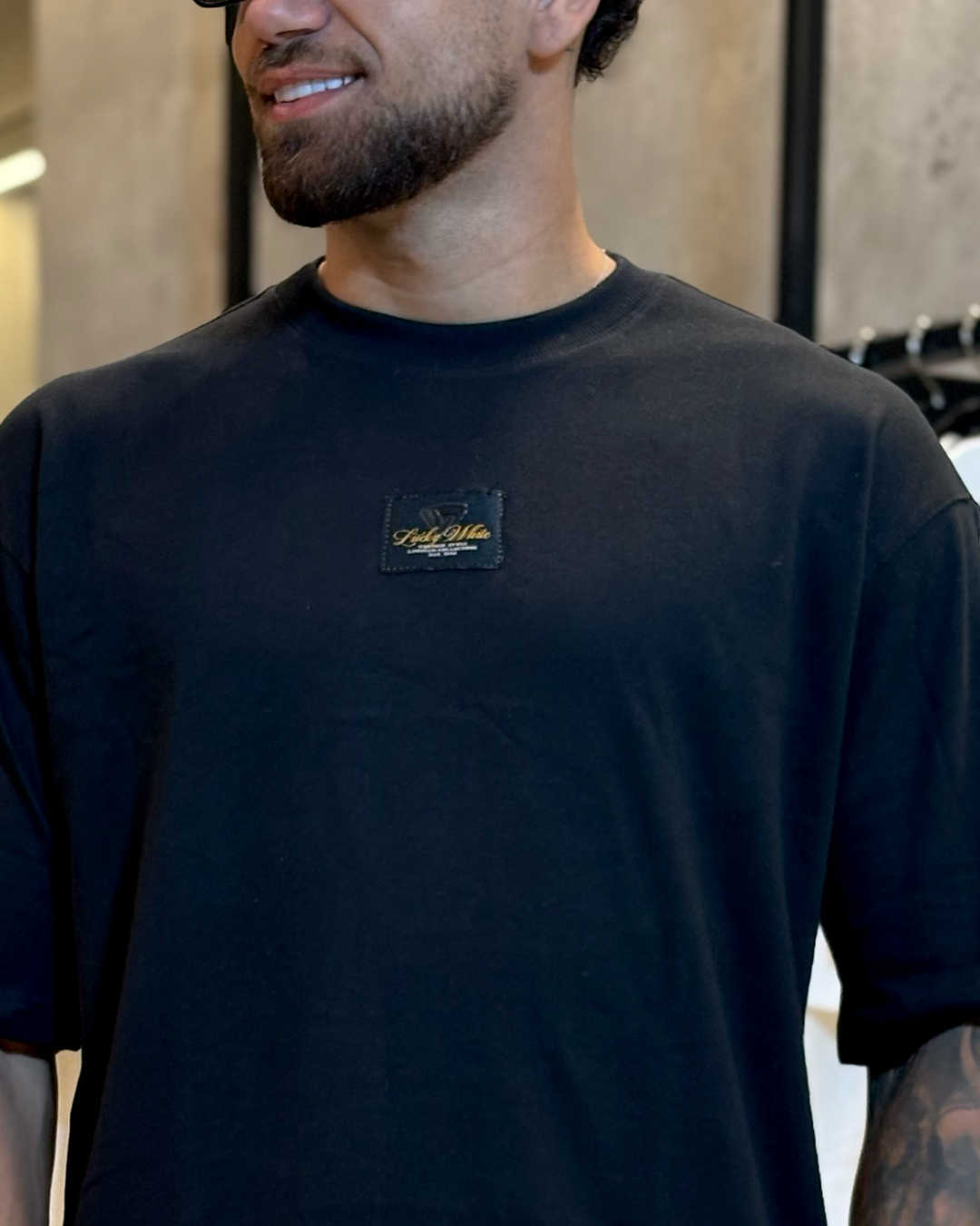 OVERSIZED PATCH PEITO - PRETO