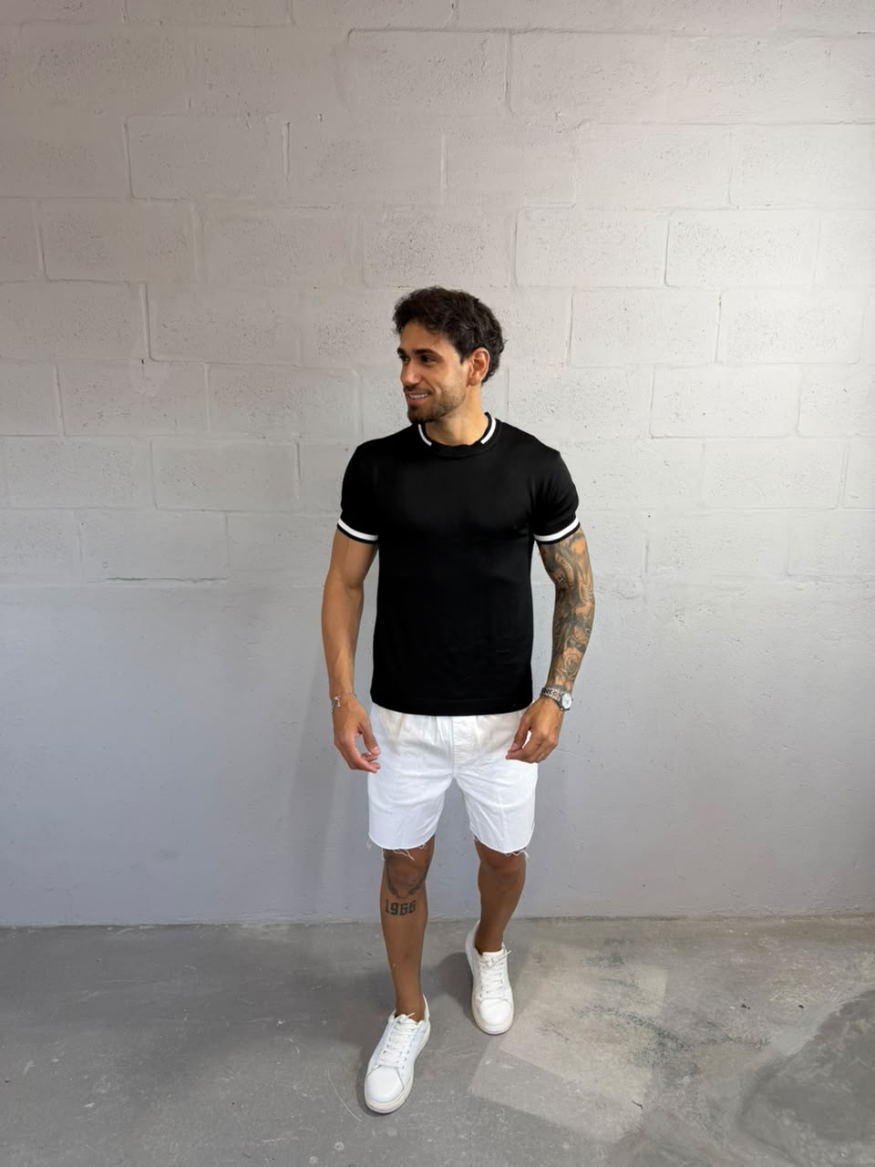 T-SHIRT TEXTURIZADA - R$65,00 - VÁRIAS CORES