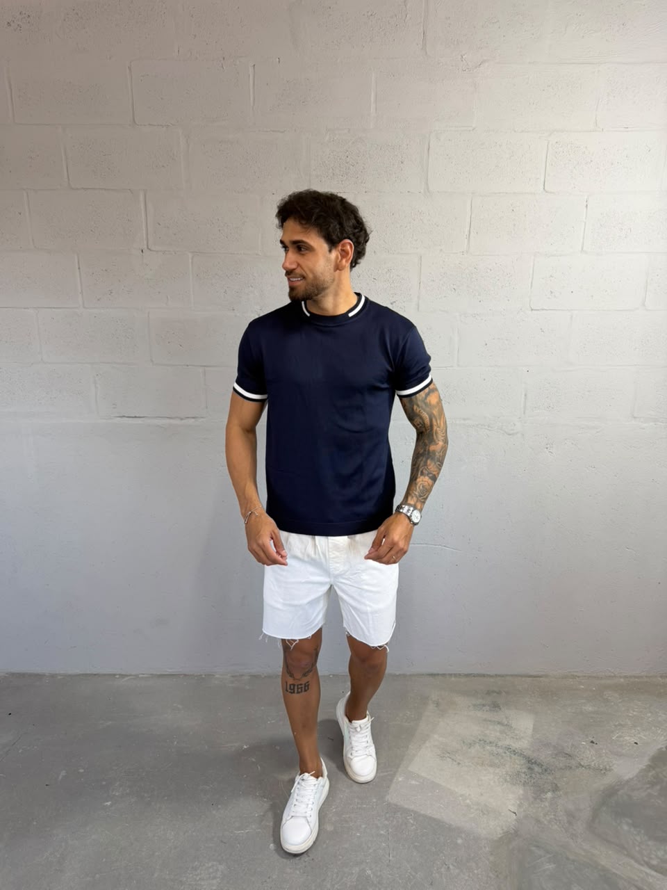 T-SHIRT TEXTURIZADA - R$65,00 - VÁRIAS CORES