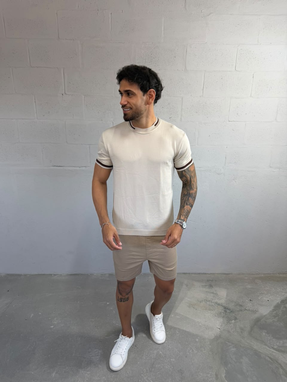 T-SHIRT TEXTURIZADA - R$65,00 - VÁRIAS CORES