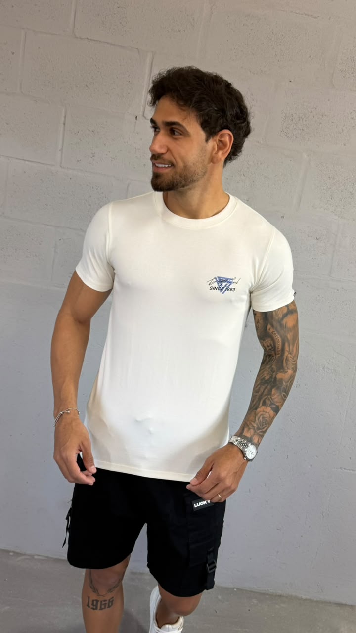 T-SHIRT REGULAR - R$48 - 04