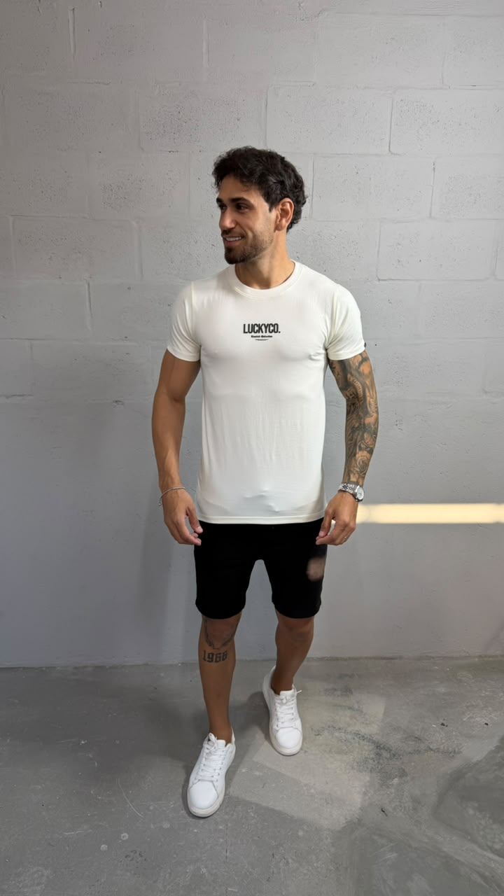 Tshirt Regular Reposição - R$48,00 - 01