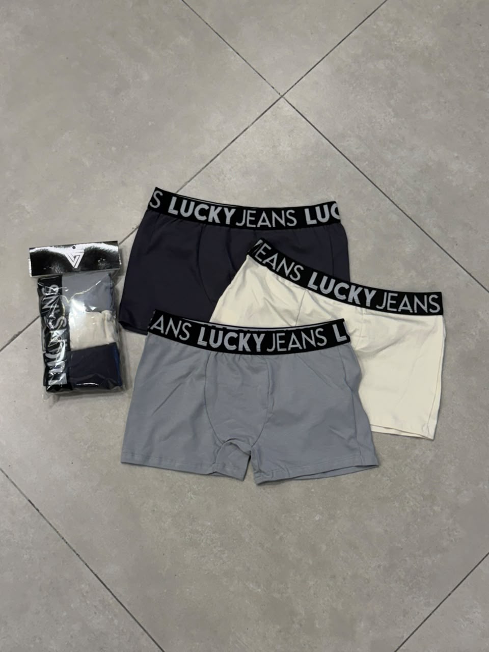 KIT CUECA LUCKY - R$35