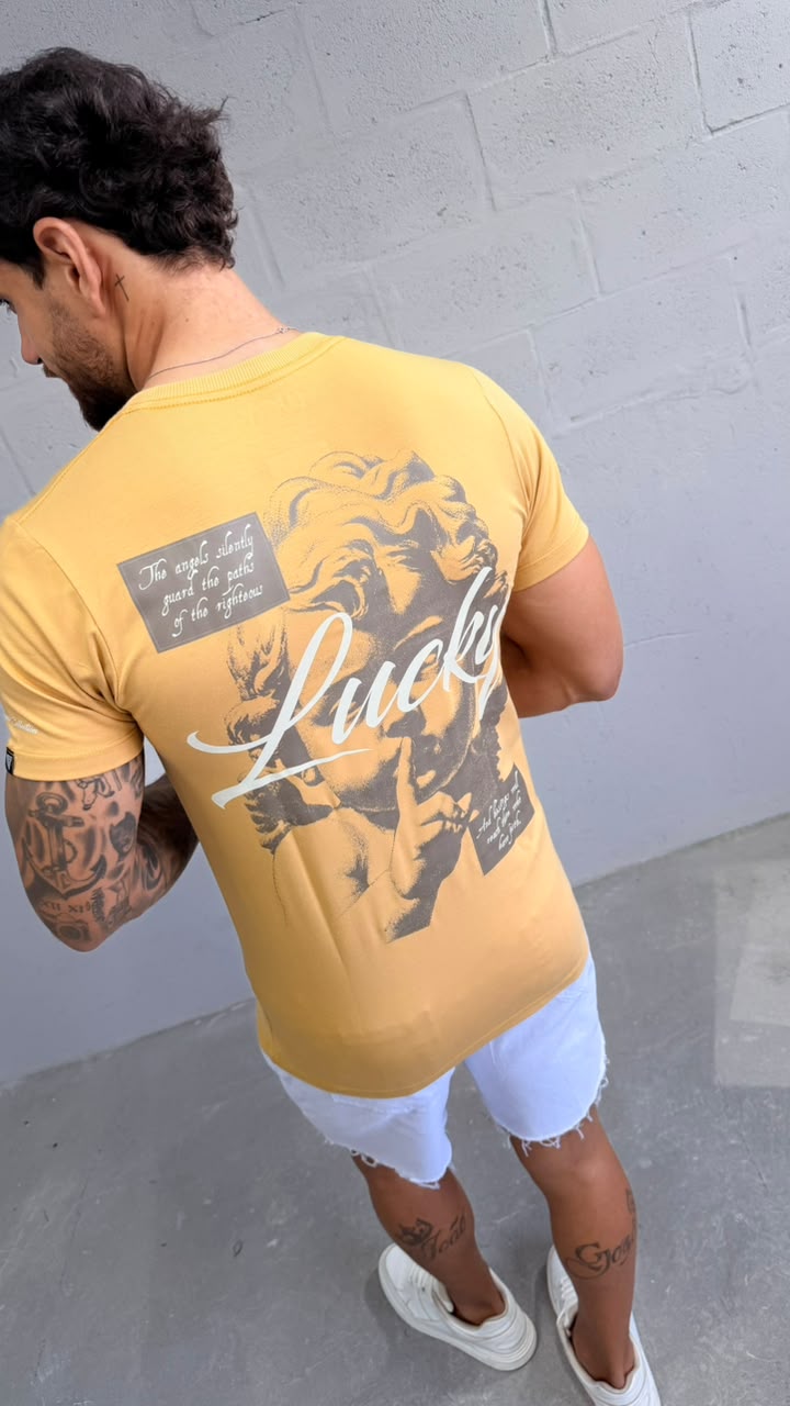 T-SHIRT REGULAR LUCKY - NEWDROP - R$48 - 09