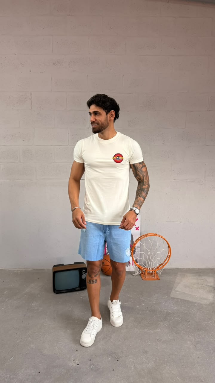 T-SHIRT REGULAR - ICONS - LUCKY 01