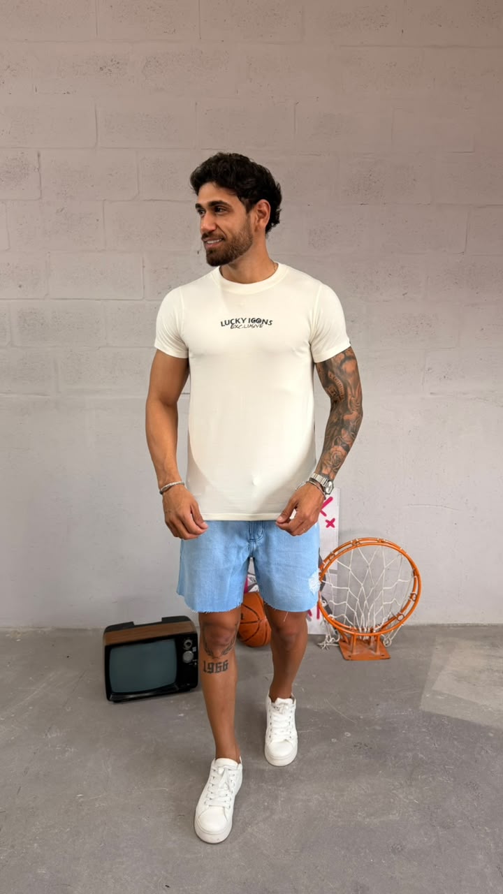 T-SHIRT REGULAR - ICONS - LUCKY 02