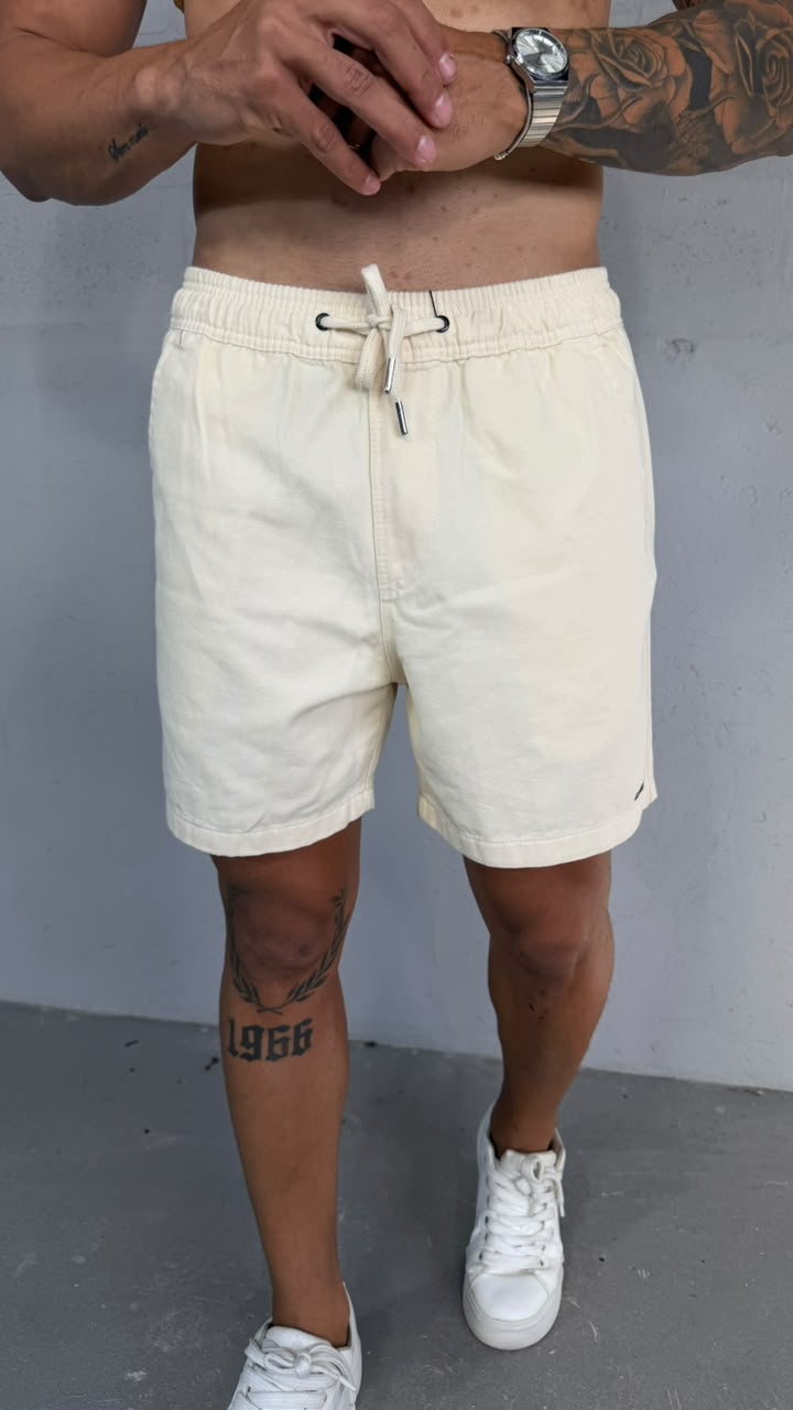SHORT BRIM R$50,00