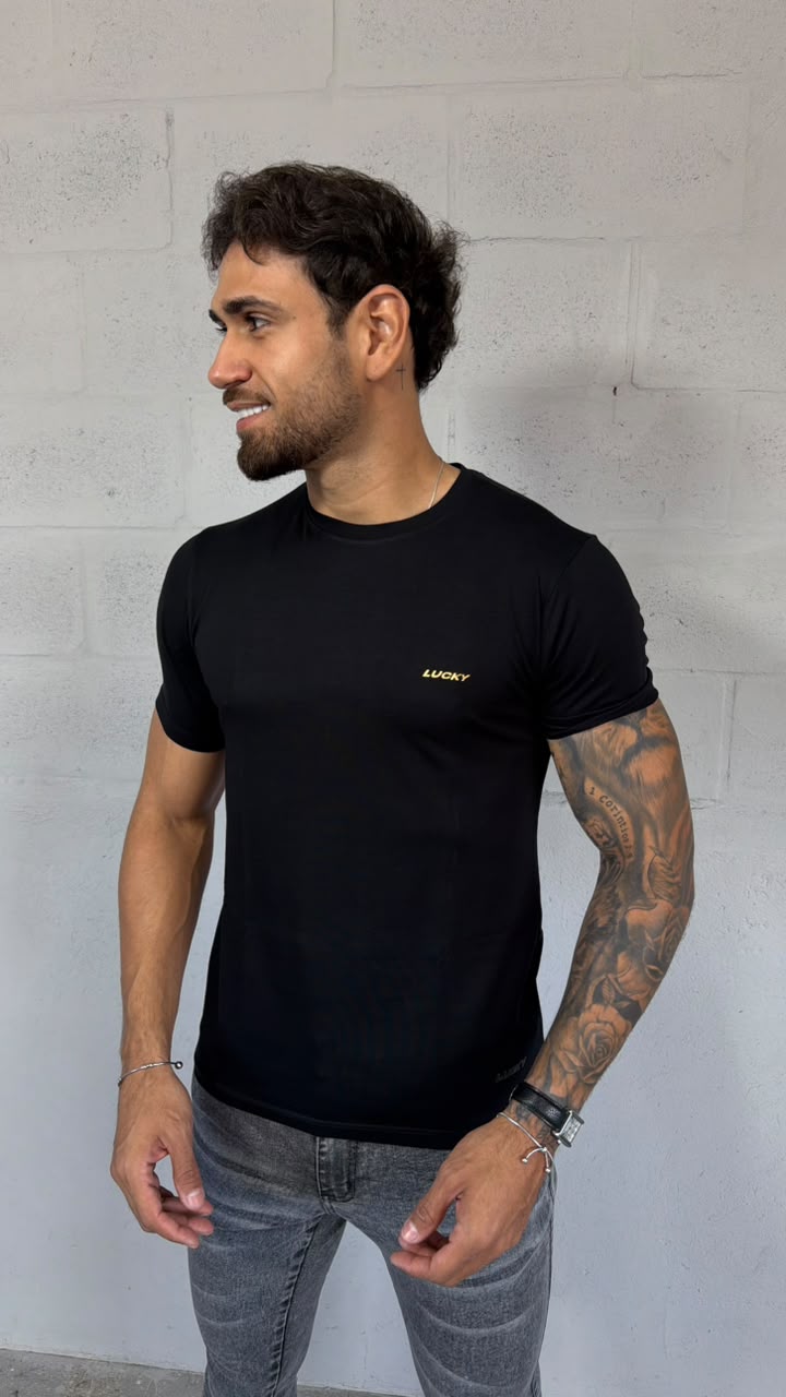 T-SHIRT PIMA - R$48