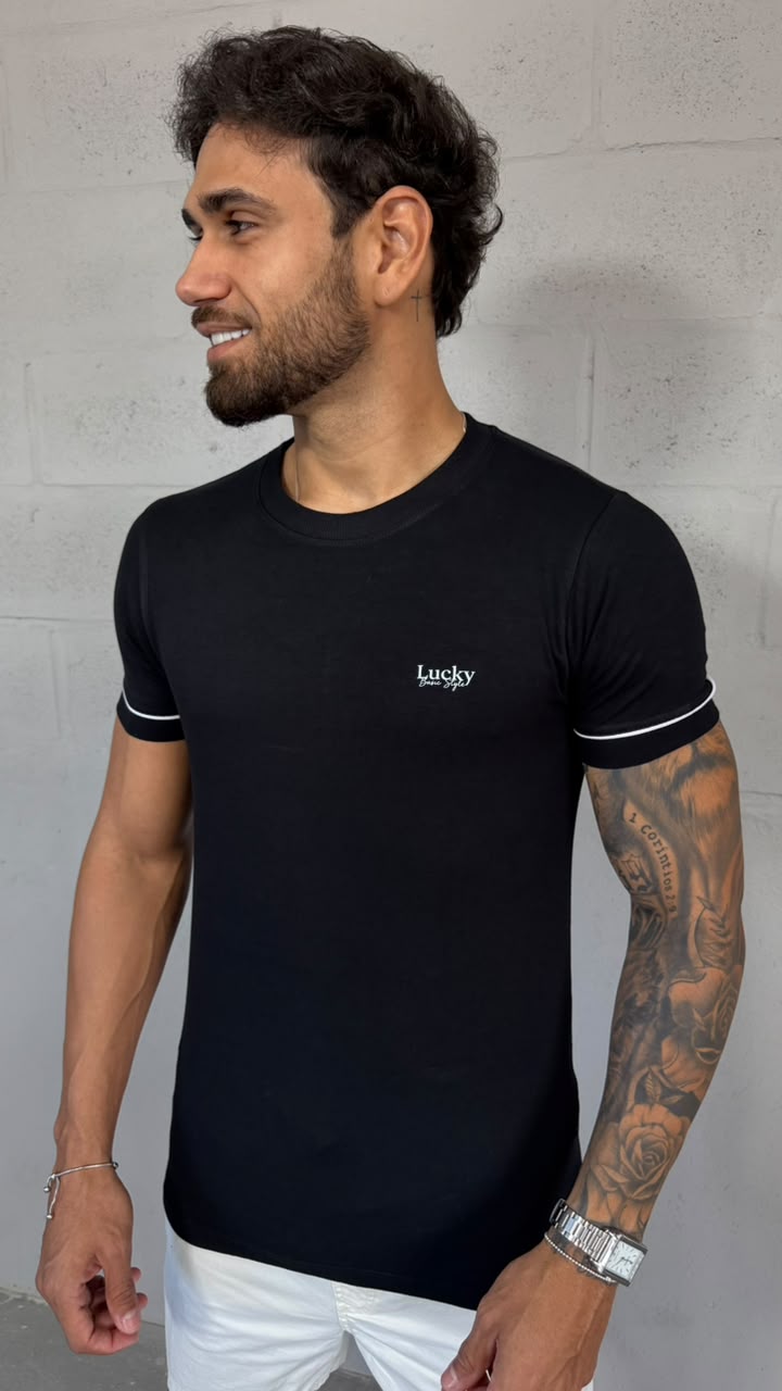 T-SHIRT REGULAR BASIC LUCKY - 01