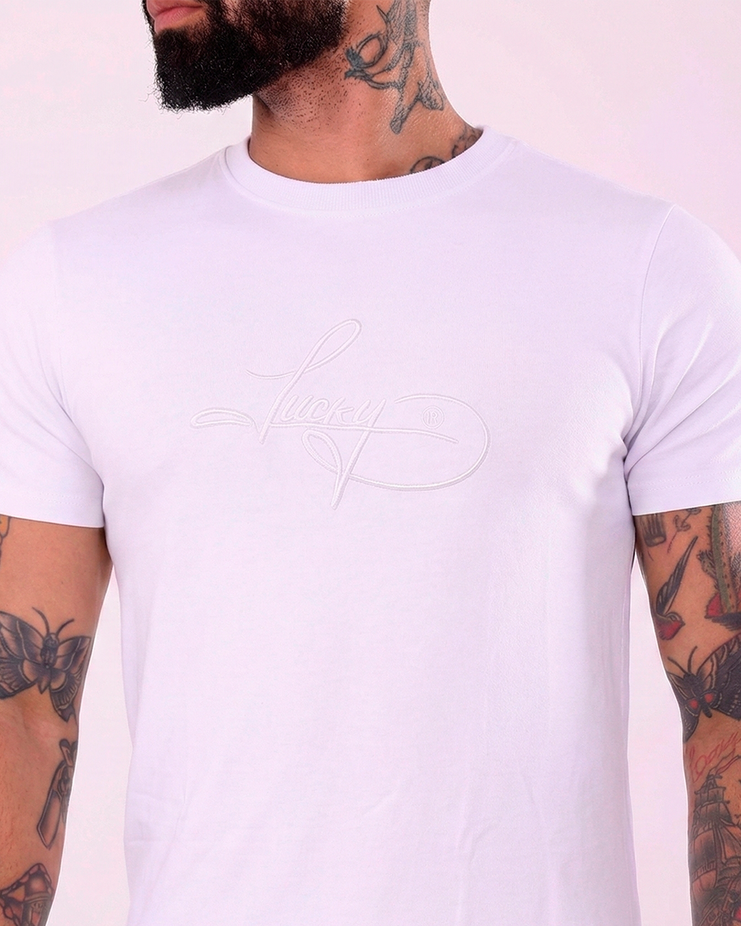 T-SHIRT REGULAR BORDADO 2026 BRANCO